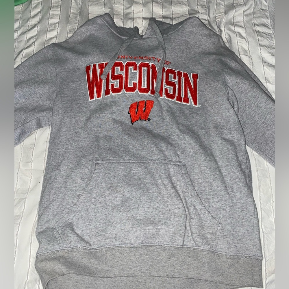 College Wisconsin sweatshirt